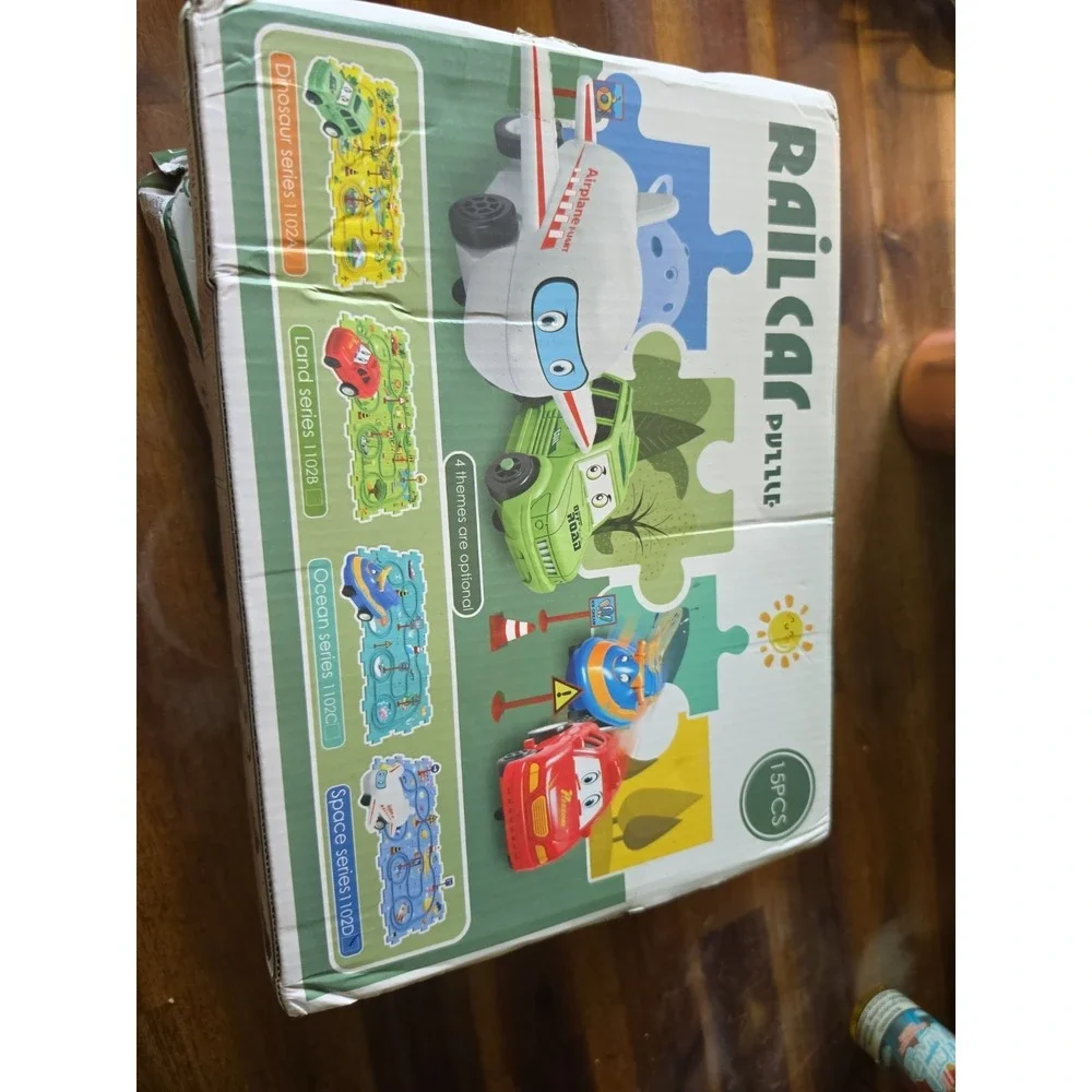 Rail Car Puzzle Land Series 1102A with Green Car 15 Pieces